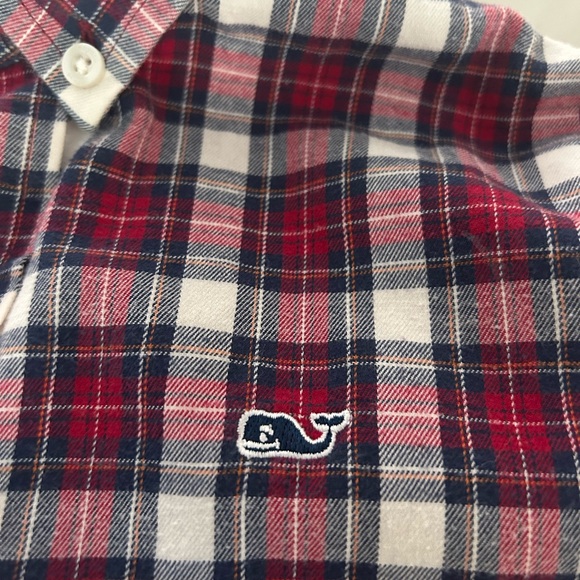 Vineyard vines button down - Picture 2 of 3